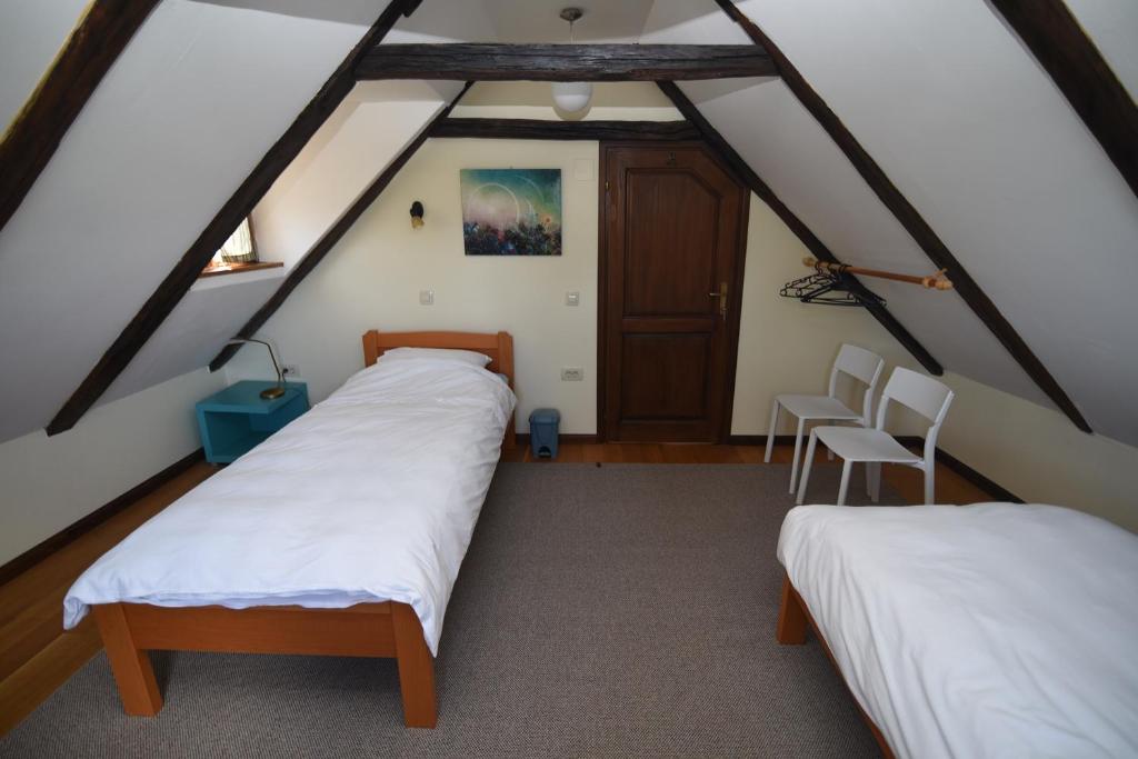 Sava — twin room in the loft